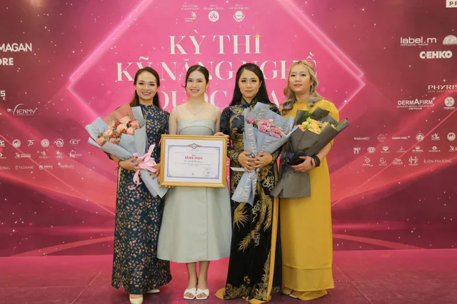 Hương Đỗ — hoạt động chuyên môn, ảnh 1