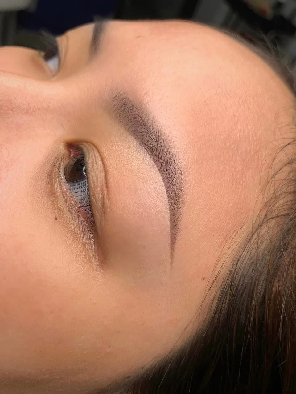 Ombre Shading Brows — Chân mày ombre